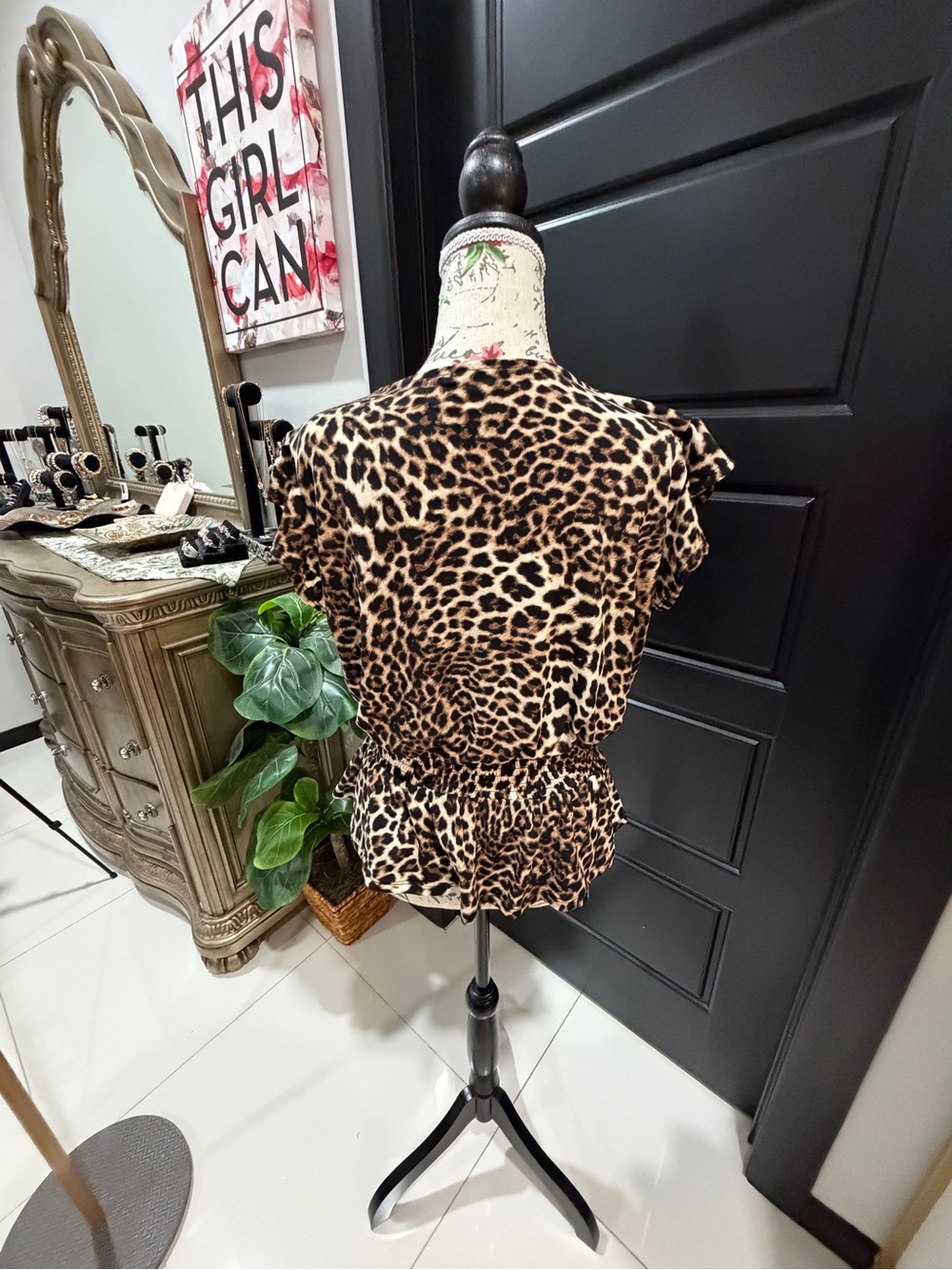 Adrienne Vittadini Leopard Print V-Neck Ruffle Hem Top - Brown Black - Picture 8 of 12